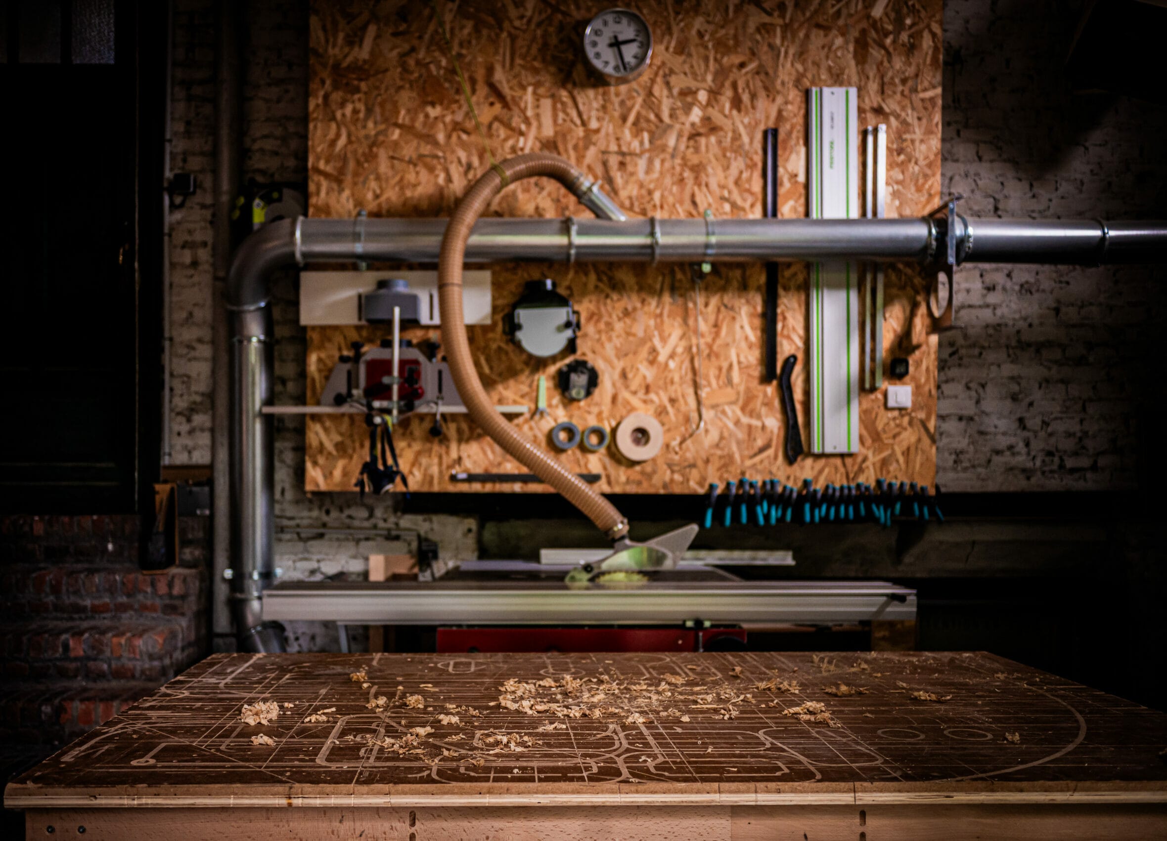 Atelier Modjuu, ébénisterie d'art dans les Hauts de France, à Wasquehal proche de Lille.